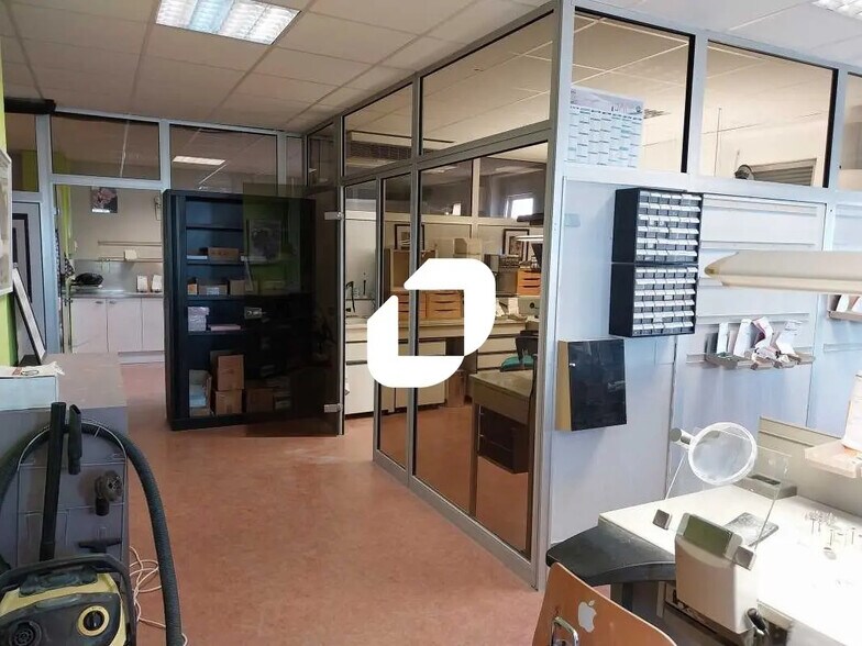 Bureau dans Montpellier à vendre - Photo de l’immeuble – Image 2 sur 20