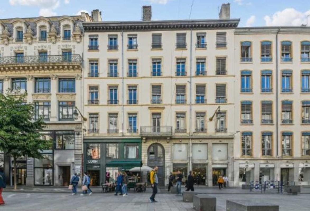 71 Rue De La République, Lyon à louer Photo de l’immeuble– Image 1 sur 9