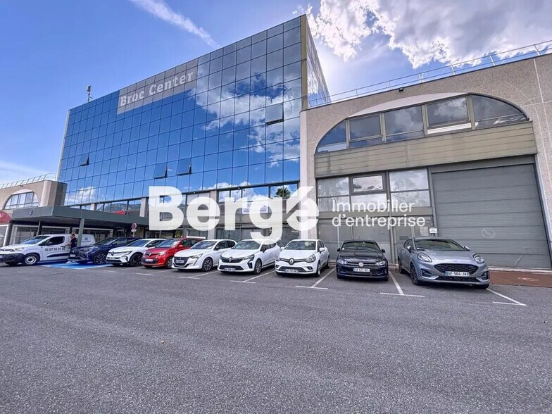 Bureau dans Carros à louer - Photo de l’immeuble – Image 2 sur 10