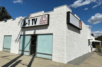 Plus de détails pour 908 N Towne Ave, Pomona, CA - Local commercial à louer