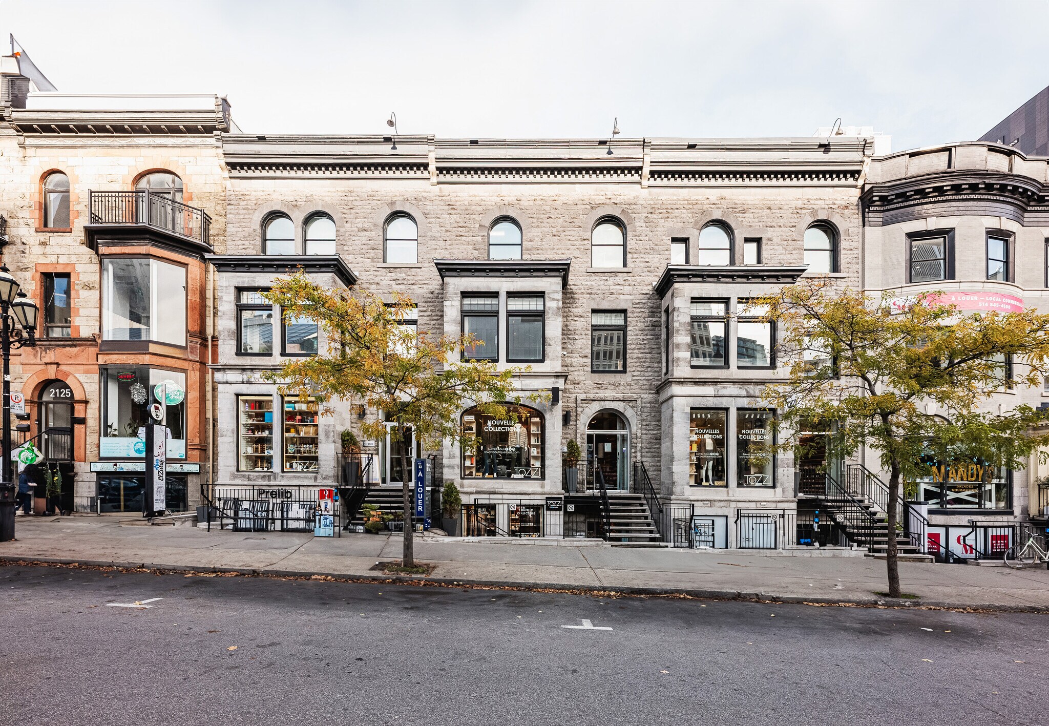 2065-2121 Rue Crescent, Montréal, QC à louer Photo de l’immeuble– Image 1 sur 2