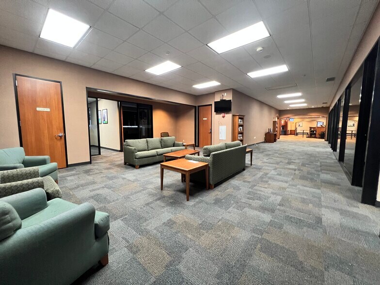 8047 Midcrown Dr, San Antonio, TX à louer - Photo intérieure – Image 1 sur 7