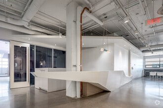 6750 Av de l'Esplanade, Montréal, QC à louer Photo intérieure– Image 2 sur 7