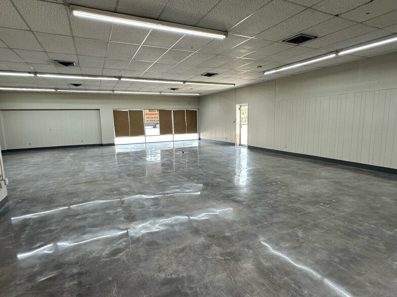 1000 Avenue F, Bay City, TX à louer - Photo intérieure – Image 3 sur 5