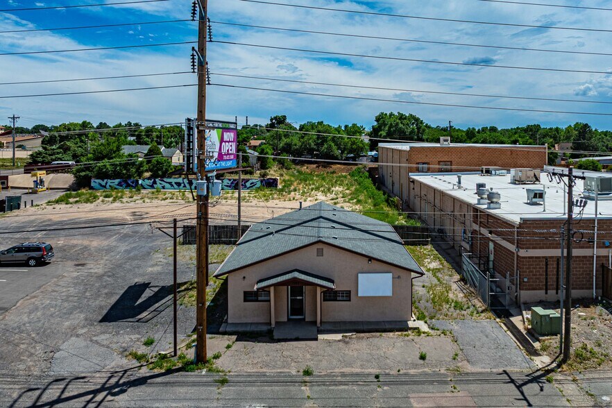 1502 S Santa Fe Dr, Pueblo, CO à louer - Photo de l’immeuble – Image 3 sur 36