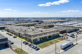 5773 Rue Ferrier, Mont-Royal, QC - Vue aérienne  vue de carte