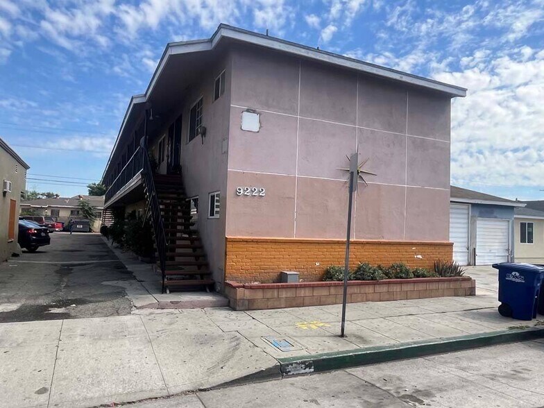 9222 California Ave, South Gate, CA à vendre - Photo de l’immeuble – Image 3 sur 12