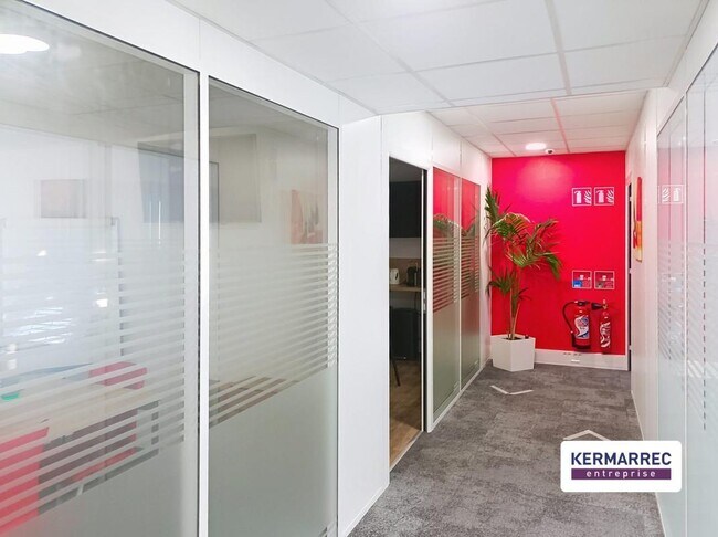 Plus de détails pour Bureau à vendre
