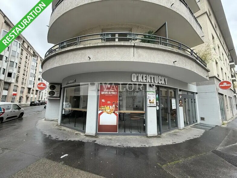 44 Rue Rachais, Lyon à louer - Photo de l’immeuble – Image 2 sur 9