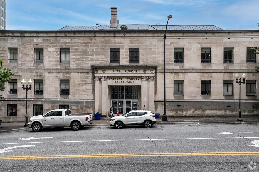 50 W 4th St, Winston-Salem, NC à louer - Photo de l’immeuble – Image 3 sur 73