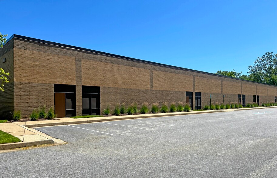 10709 Gilroy Rd, Hunt Valley, MD à louer - Photo de l’immeuble – Image 3 sur 6
