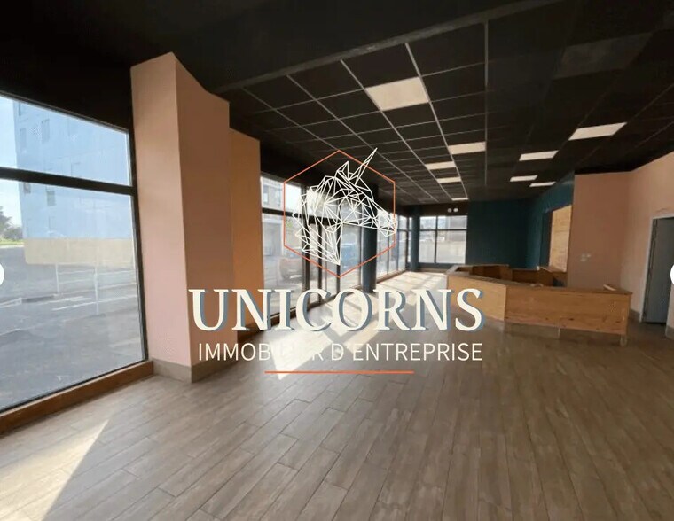 Local commercial dans Blagnac à vendre - Photo de l’immeuble – Image 2 sur 4