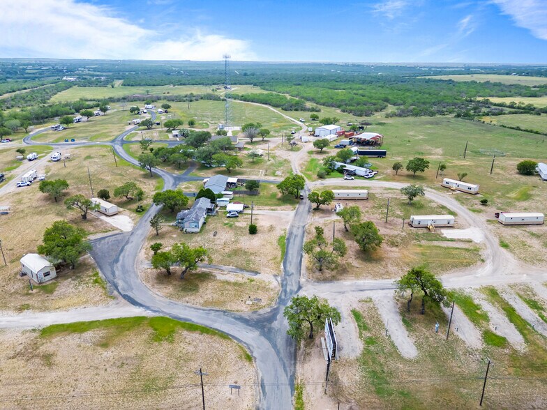 3117 Highway 281, George West, TX à vendre - Photo de l’immeuble – Image 3 sur 22