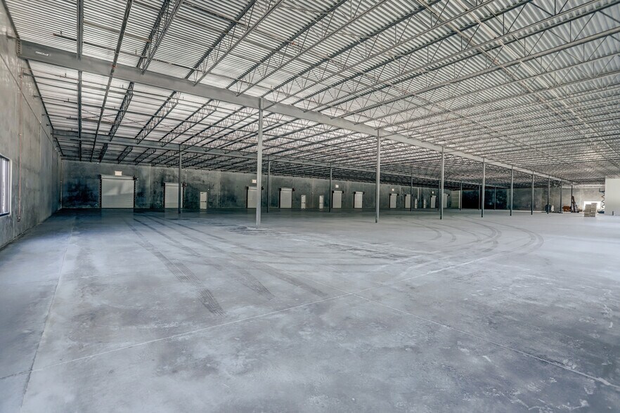 1350 Industrial Blvd, Sugar Land, TX à louer - Photo intérieure – Image 3 sur 5
