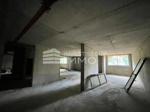 Local d’activités dans Villejuif à louer Photo de l’immeuble– Image 2 sur 3