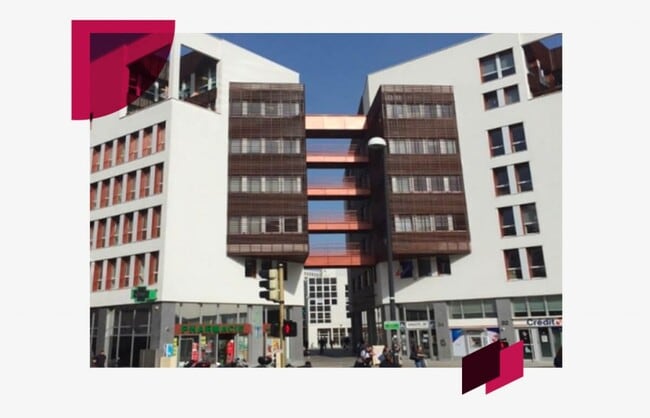 Plus de détails pour 28-34 avenue du Centre, Montigny-le-Bretonneux - Bureau à louer