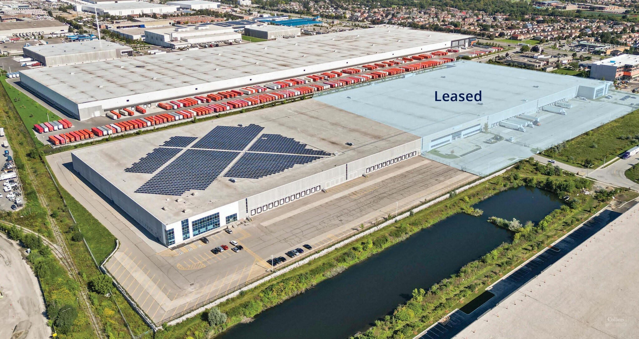 100 Ironside Dr, Brampton, ON à louer Photo de l’immeuble– Image 1 sur 9