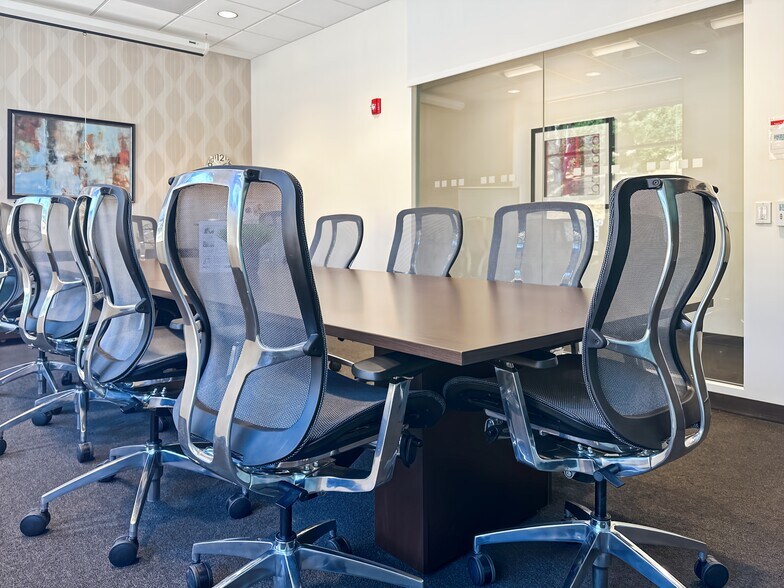 7250 Redwood Blvd, Novato, CA à louer - Photo intérieure – Image 2 sur 17