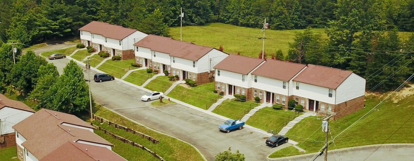 310 Oak Park Dr, Oneida, TN à vendre - Photo de l’immeuble – Image 3 sur 4