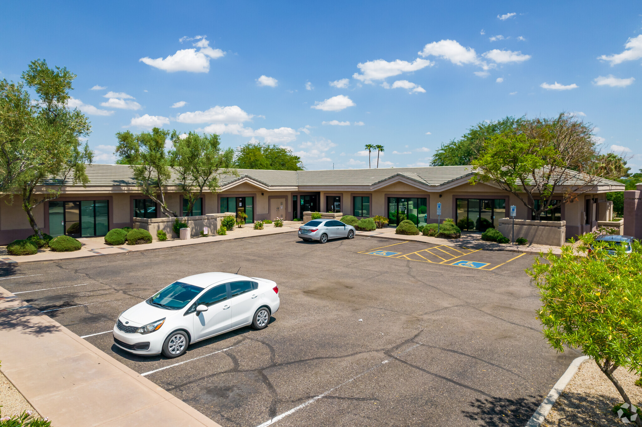18555 N 79th Ave, Glendale, AZ à louer Photo principale– Image 1 sur 11