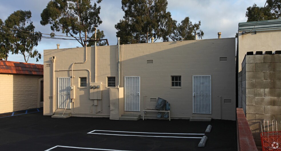 700 E Colorado St, Glendale, CA à vendre - Photo de l’immeuble – Image 3 sur 6