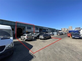 Plus de détails pour New Rd, Rainham - Industriel/Logistique à louer