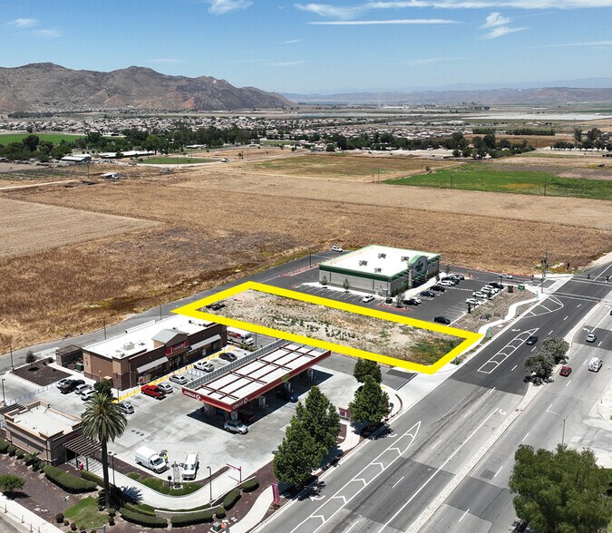 0 S Sanderson, San Jacinto, CA à vendre - Photo de l’immeuble – Image 3 sur 8