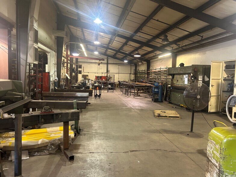 5455 SE Alexander St, Hillsboro, OR à vendre - Photo de l’immeuble – Image 3 sur 4