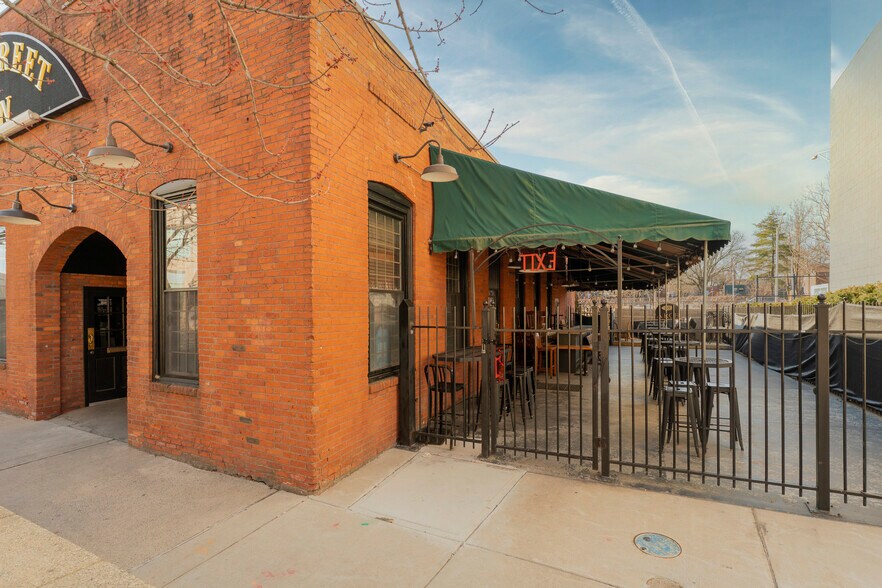 83 Arch St, Hartford, CT à vendre - Photo de l’immeuble – Image 3 sur 25