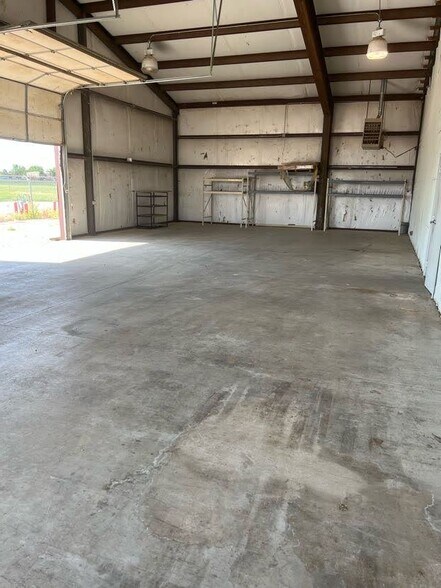 1051 N Price Rd, Pampa, TX à louer - Photo intérieure – Image 3 sur 20