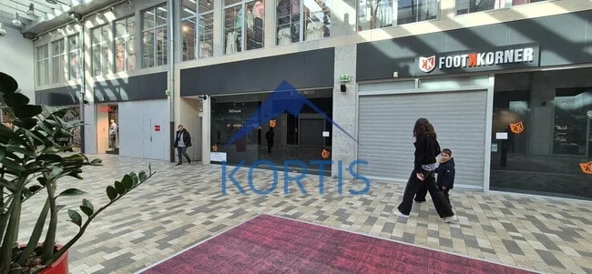 Plus de détails pour 6 B Rue Pasteur, Besançon - Local commercial à louer