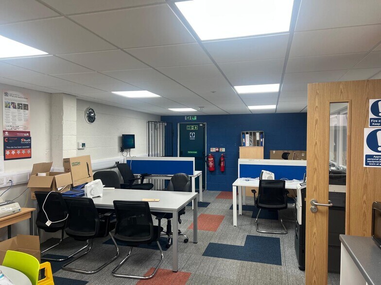 Millbrook Clos, Northampton à louer - Photo de l’immeuble – Image 3 sur 3