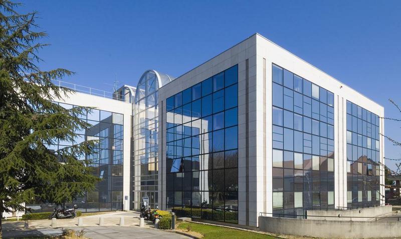 Bureau dans Cergy à louer - Photo de l’immeuble – Image 2 sur 9