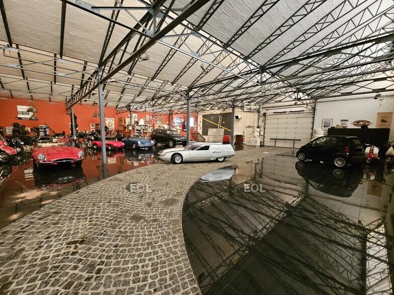 Local d’activités dans Vitry-sur-Seine à louer - Photo de l’immeuble – Image 2 sur 10