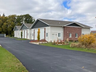 Plus de détails pour 1175 Double Tree Ln, Grafton, WI - Spécialisé à vendre