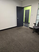 10 Strecker Rd, Ellisville, MO à louer Photo intérieure– Image 1 sur 4