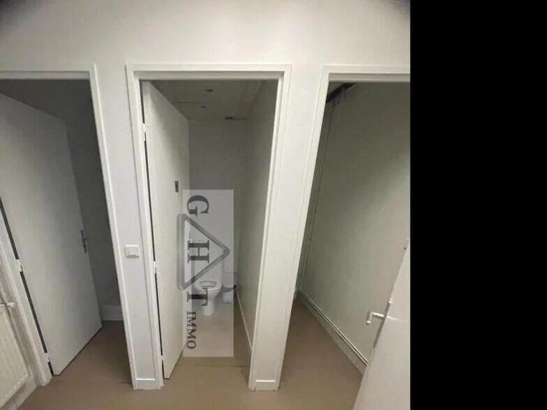 Industriel/Logistique dans Ennery à louer - Photo de l’immeuble – Image 2 sur 10