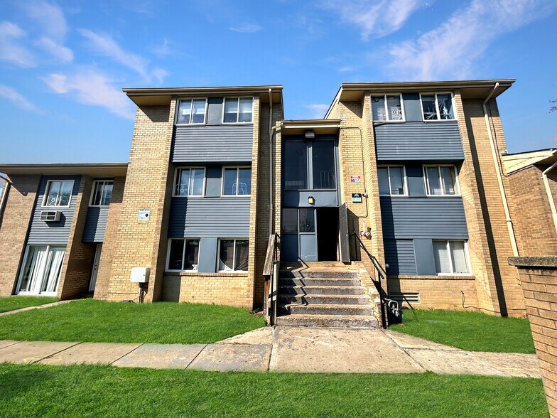 806 Cherry St, Toledo, OH à vendre - Photo de l’immeuble – Image 3 sur 17