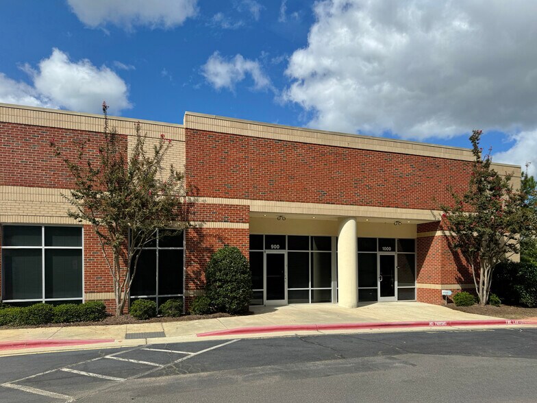 200 Trans Air Dr, Morrisville, NC à louer - Photo de l’immeuble – Image 1 sur 5
