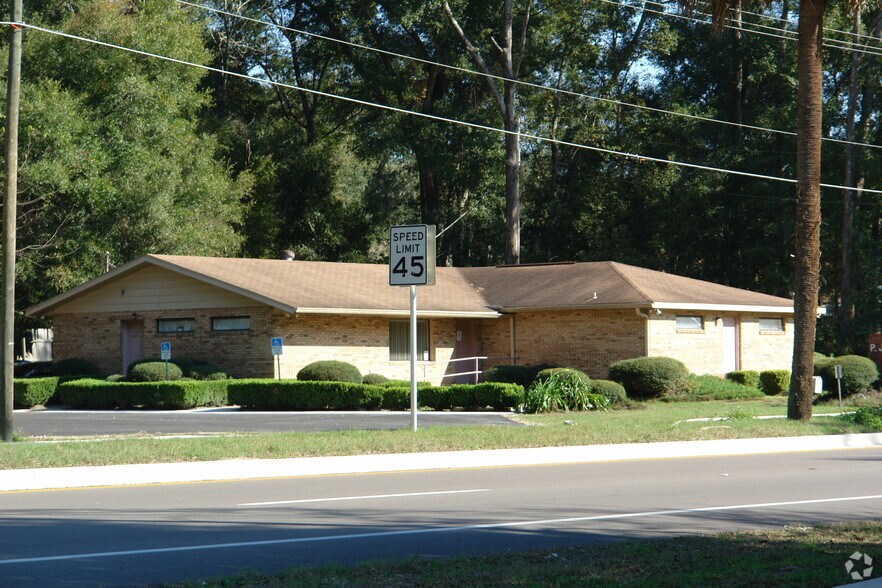 420 NE Santa Fe Blvd, High Springs, FL à louer - Photo de l’immeuble – Image 2 sur 17