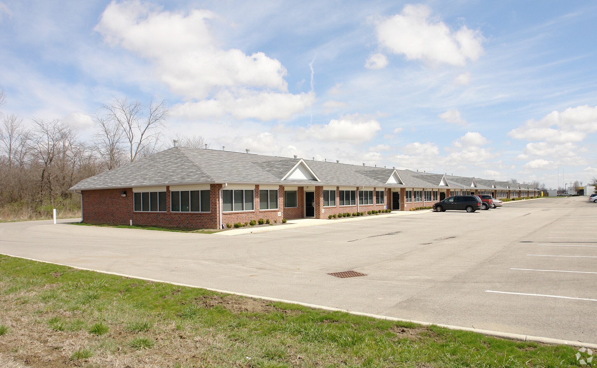 433-465 Allenby Dr, Marysville, OH à louer Photo principale– Image 1 sur 5