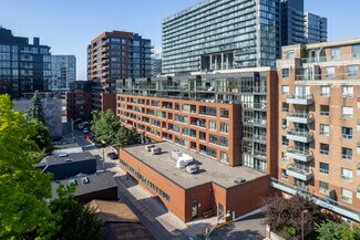 Plus de détails pour 80 Sudbury St, Toronto, ON - Local commercial à louer