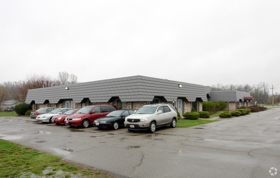 2112 Cherry Valley Rd, Newark, OH à louer - Photo de l’immeuble – Image 2 sur 5