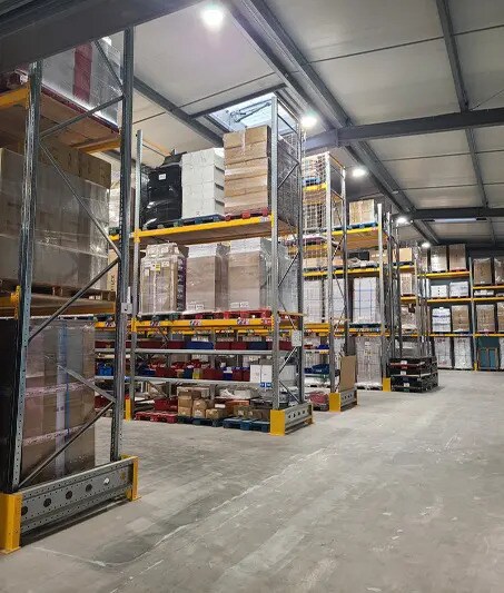 Local d’activités dans Béziers à louer - Photo de l’immeuble – Image 3 sur 4