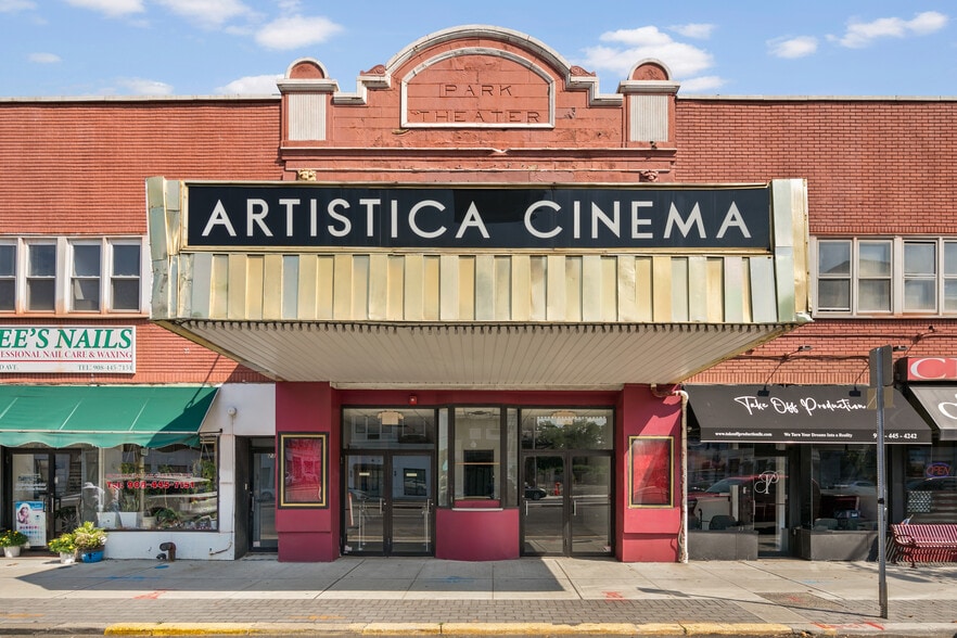 23-25 W Westfield Ave, Roselle Park, NJ à louer - Photo de l’immeuble – Image 2 sur 24