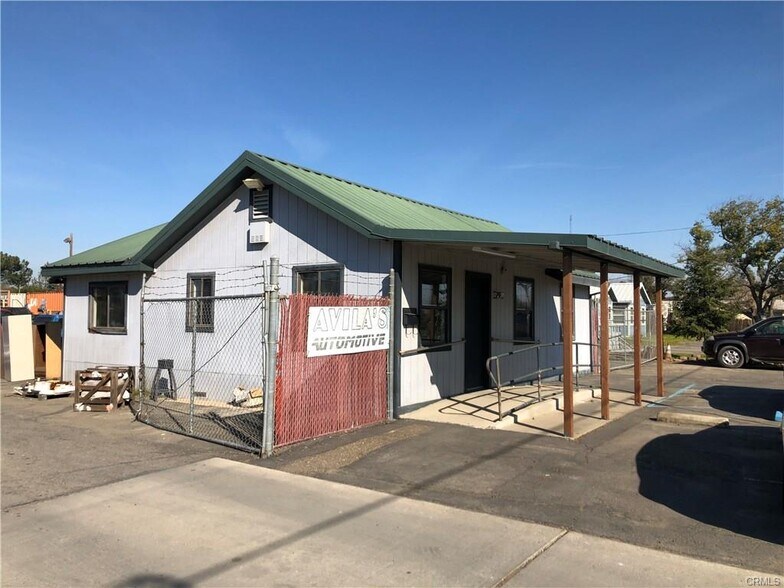 29 E Cone Ave, Merced, CA à louer - Photo de l’immeuble – Image 2 sur 14