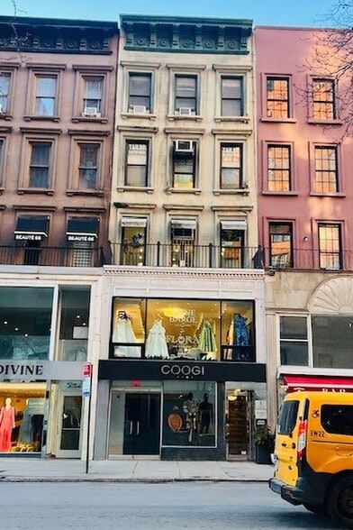 766 Madison Ave, New York, NY à louer - Photo de l’immeuble – Image 1 sur 6