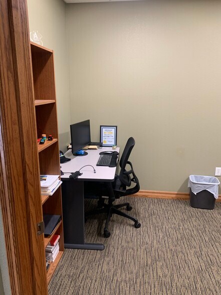 3420 Mall Dr, Eau Claire, WI à louer - Photo intérieure – Image 2 sur 5