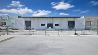 Plus de détails pour 507 W 17th St, Hialeah, FL - Industriel/Logistique à vendre