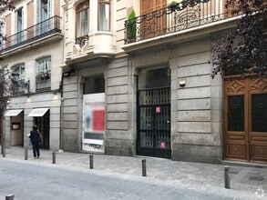 Calle del Prado, 8, Madrid, Madrid à louer Photo de l’immeuble– Image 1 sur 1